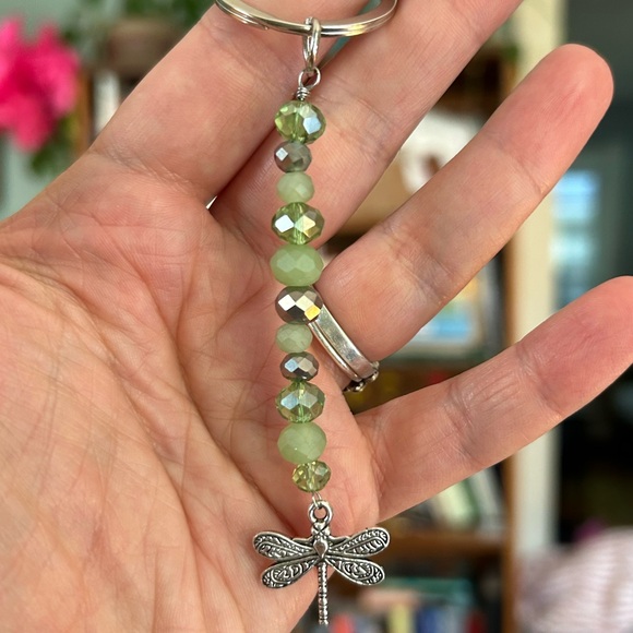 Dragonfly Keychain with Green Glass Faceted Beads - Handmade - New - Picture 3 of 4